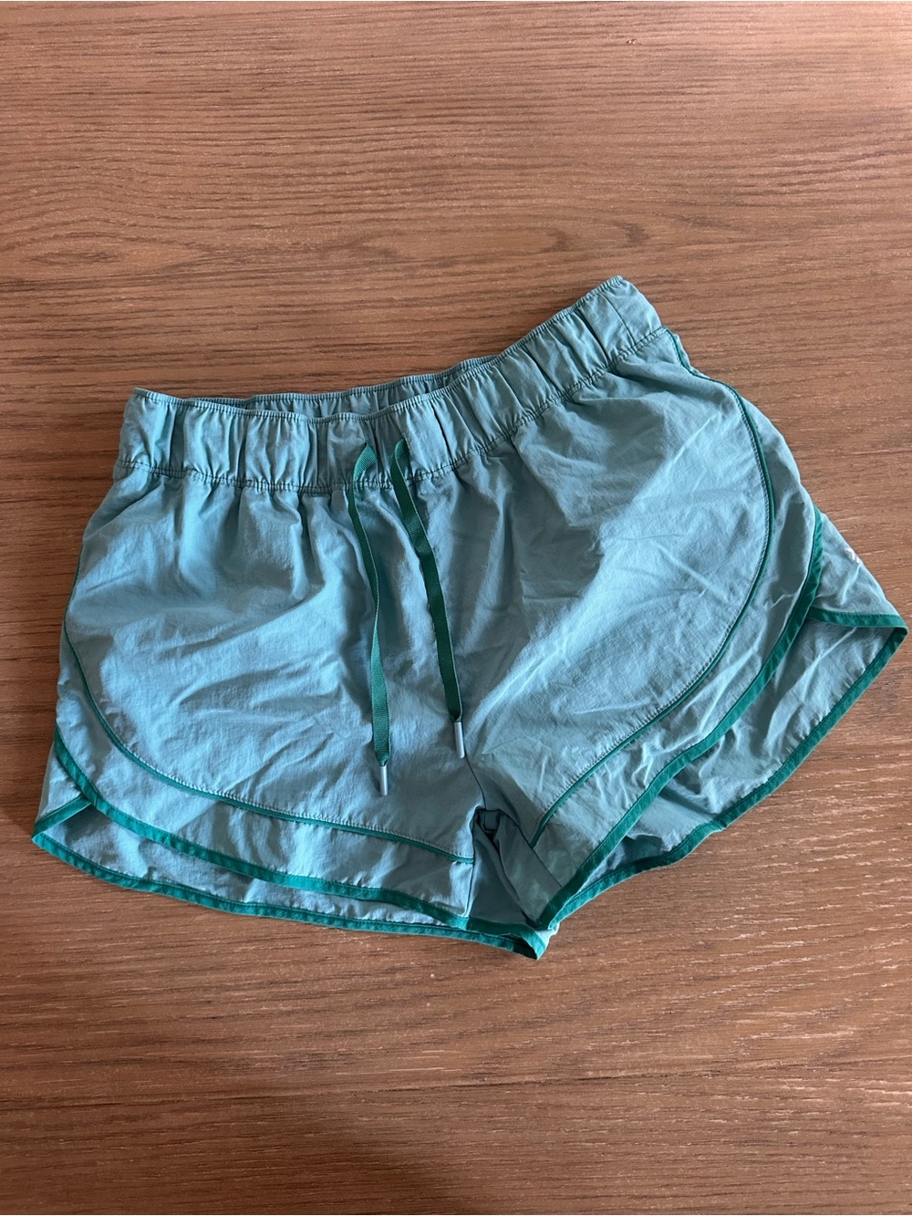 Old Navy Active Quick Dry Dolphin Running Shorts teal S